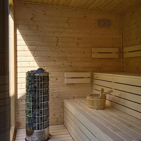 Дом отдыха Pri Donovaloch So Saunou *